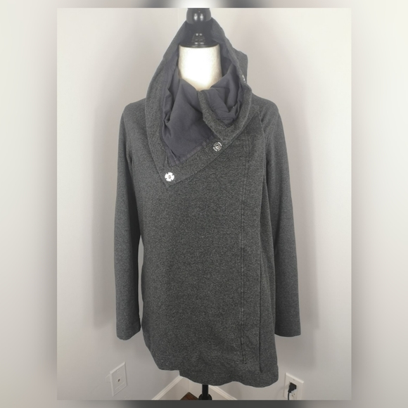 Lululemon Savasana wrap sweater - Picture 2 of 10